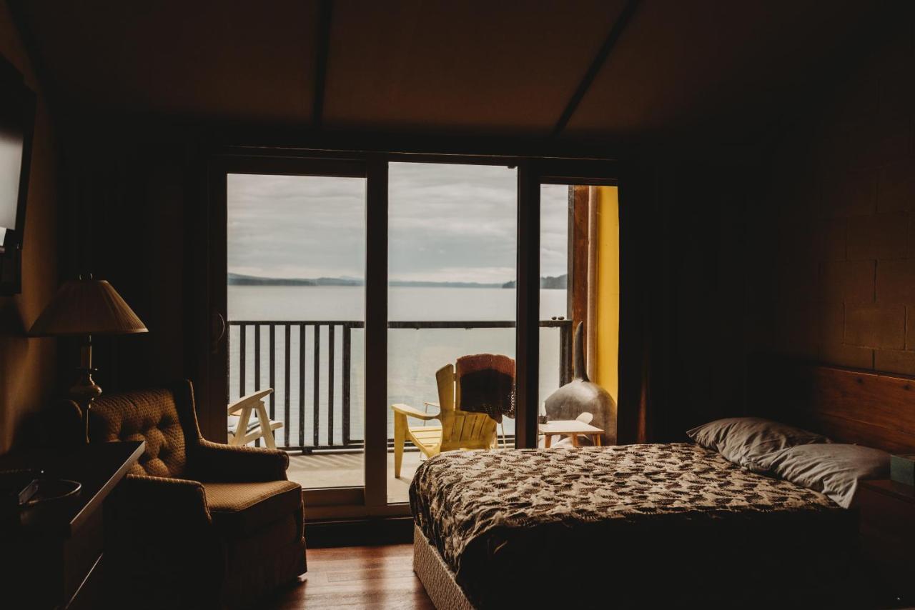 The Oceanfront Hotel Sointula Exteriér fotografie