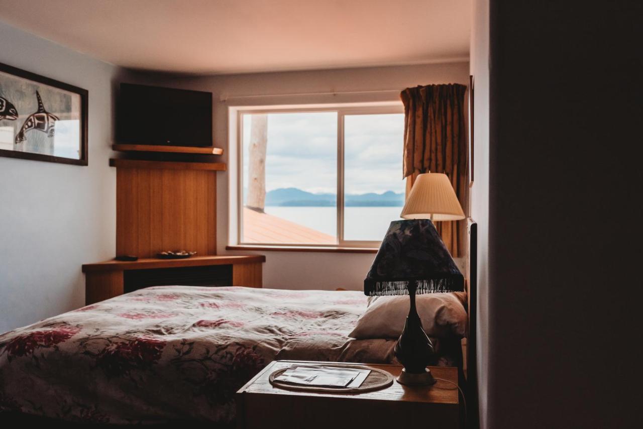 The Oceanfront Hotel Sointula Exteriér fotografie